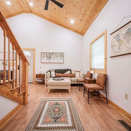 Light And Bright Cabin Close To Pates Ford Marina Smithville Exterior photo