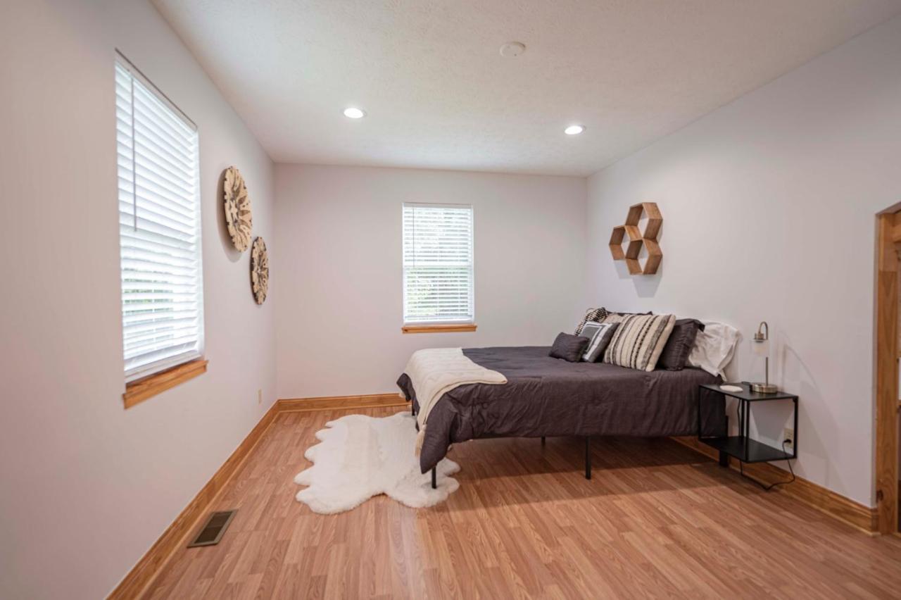 Light And Bright Cabin Close To Pates Ford Marina Smithville Exterior photo